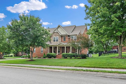 1011 Glessner Dr, Spring Hill, TN, 37174-6269 | Card Image