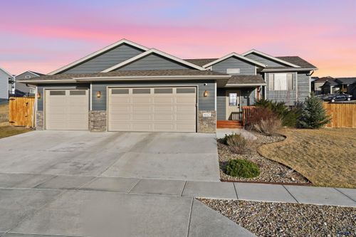 612 Haakon St, Rapid City, SD, 57703-7032 | Card Image