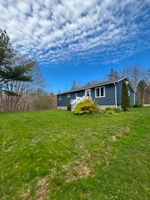3 Gillfillan Lake Rd, Tusket, NS, B0W3M0 | Card Image