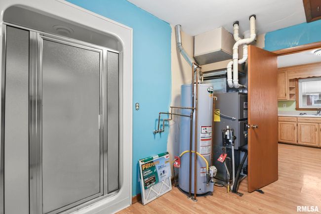 702 W Pershing Rd, House other with 3 bedrooms, 2 bathrooms and null parking in Decatur IL | Image 26
