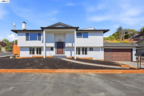 373 Appian Way, Union City, CA, 94587-3707 | Card Image