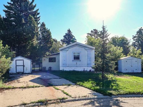 6024 Spruce Cres, Stettler, AB, T4K1G6 | Card Image