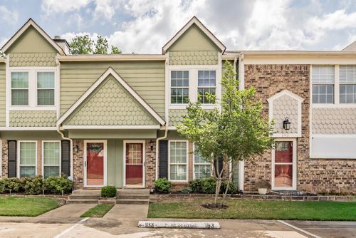 193 Merlin Way, Euless, TX, 76039-4214 | Card Image