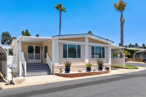 364-7318 San Benito St, Carlsbad, CA, 92011-4615 | Card Image