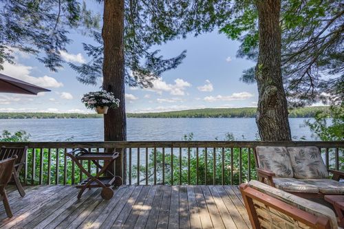 249 North Road, Deerfield, NH, 03037 | Card Image