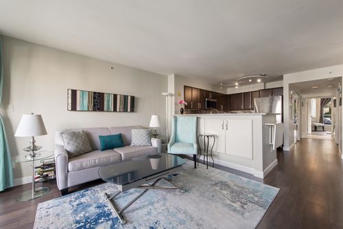 205-2405 W 2nd Ave, Vancouver, BC, V6K1J5 | Card Image