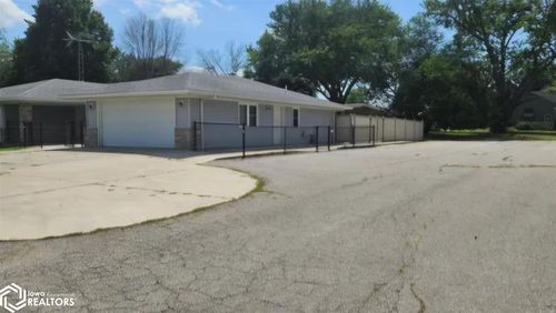 1000 1st St Se, Clarion, IA, 50525-2086 | Card Image