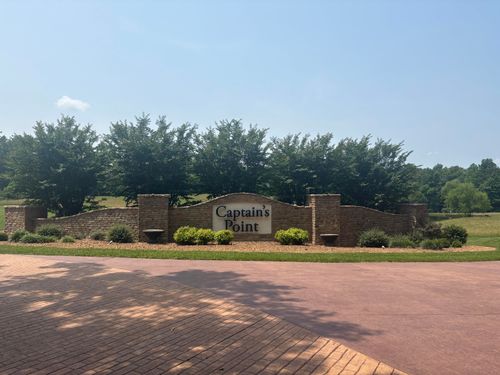 61 Anchor Way, Jamestown, KY, 42629-2607 | Card Image
