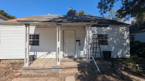 1407 Dill St, Newport, AR, 72112-4123 | Card Image