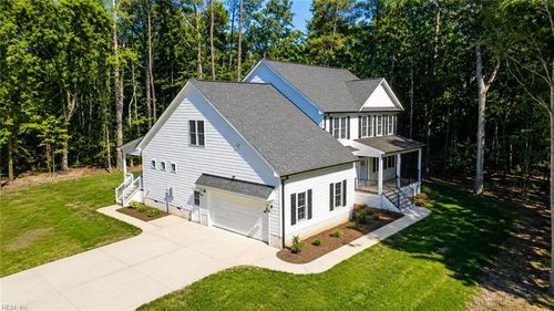 940 Dare Rd, Yorktown, VA, 23692-3020 | Card Image