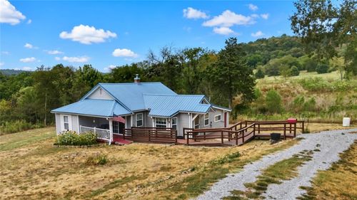 1262 1st Ave Se, Gravette, AR, 72736-9767 | Card Image