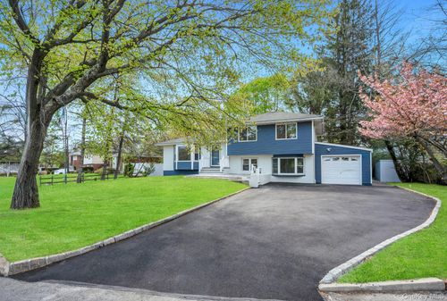 48 Earl Rd, Huntingtn Sta, NY, 11747-1350 | Card Image