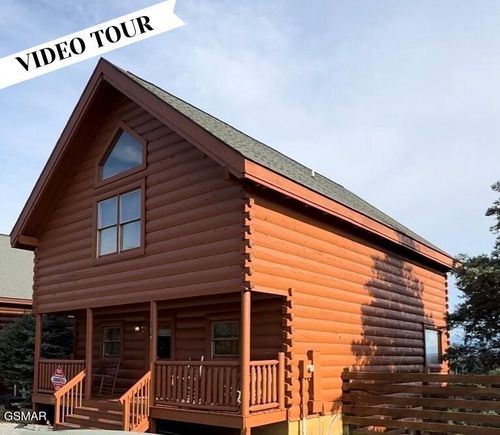 1079 Towering Oaks Dr, Sevierville, TN, 37876-2545 | Card Image