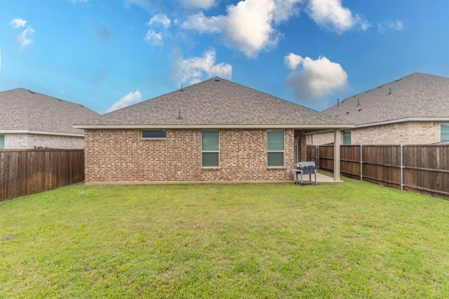 604 Hazeltine Rd, House other with 4 bedrooms, 2 bathrooms and null parking in Red Oak TX | Image 18