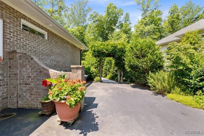 308 Victoria Way, House other with 4 bedrooms, 4 bathrooms and null parking in Richmond VA | Image 37