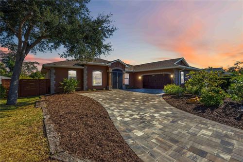 5105 Magnolia Pond Dr, SARASOTA, FL, 34233-3277 | Card Image