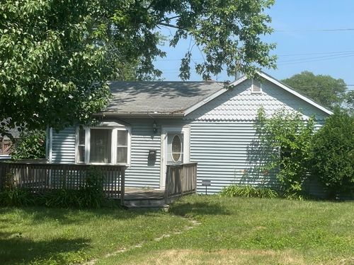 18019 Lorenz Ave, Lansing, IL, 60438-2236 | Card Image