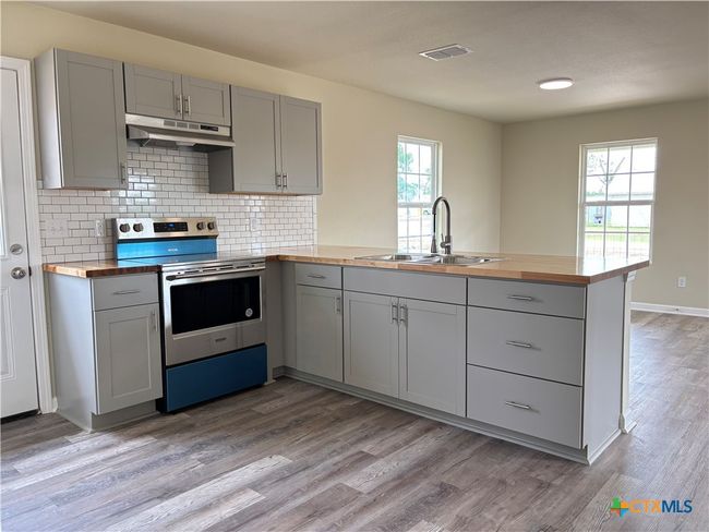 kitchen | Image 8