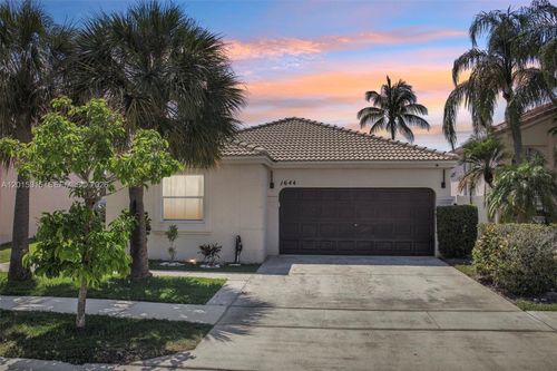 1644 Nw 158th Ln, Pembroke Pines, FL, 33028-1695 | Card Image