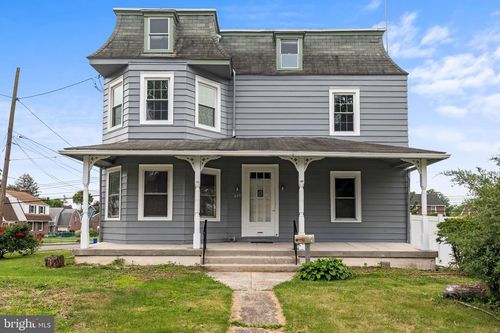 520 Maine Ave, ALDAN, PA, 19018-3219 | Card Image