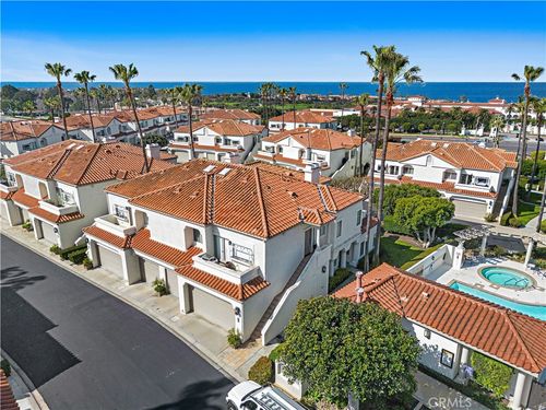 49 Tennis Villas Dr, Dana Point, CA, 92629-4138 | Card Image