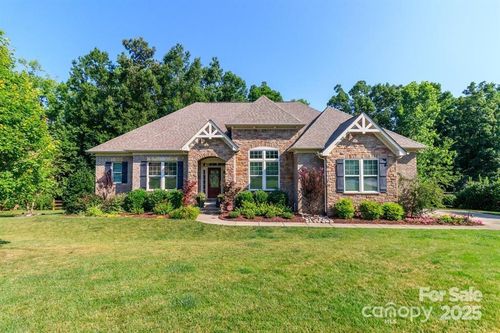 4012 Crismark Dr, Indian Trail, NC, 28079-5609 | Card Image