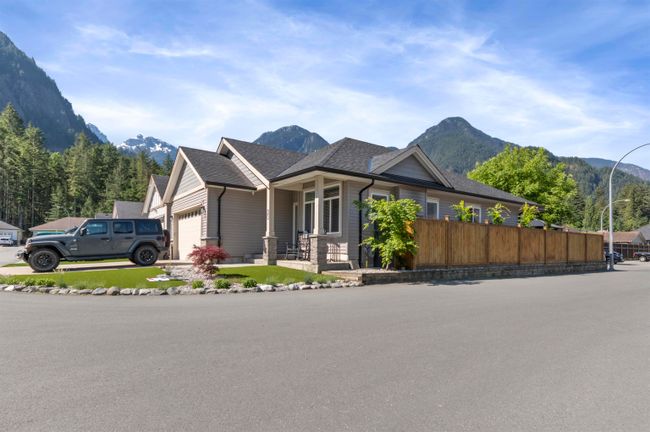 71 - 20118 Beacon Road, House other with 3 bedrooms, 2 bathrooms and 4 parking in Hope BC | Image 2