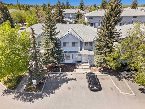 58 Bedford Manor Ne, Calgary, AB, T3K4B8 | Card Image