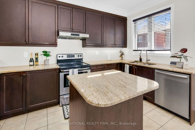 133 Hatton Garden Rd, House other with 4 bedrooms, 4 bathrooms and 4 parking in Woodbridge ON | Image 18