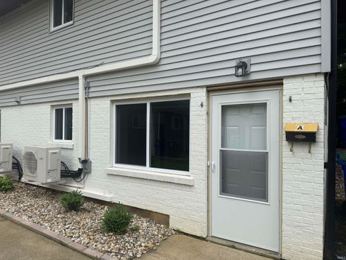 apt-a-423 Cypress St, Newburgh, IN, 47630-1378 | Card Image