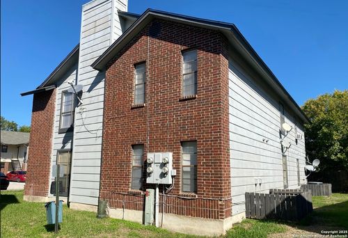 apt-1-806 Station St, Converse, TX, 78109-1341 | Card Image