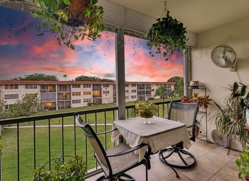 apt-302-9420 S Hollybrook Lake Dr, Pembroke Pines, FL, 33025-1681 | Card Image