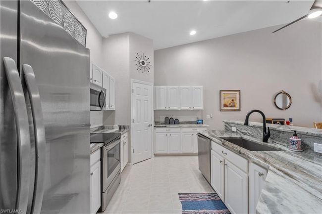 APT-203 - 14769 Calusa Palms Dr, Condo with 2 bedrooms, 2 bathrooms and 1 parking in FORT MYERS FL | Image 10