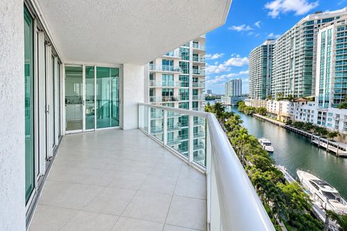 956-16500 Collins Ave, Sunny Isles Beach, FL, 33160-4589 | Card Image