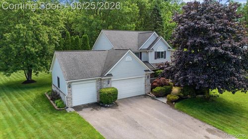 5762 Garnet Cir, Clarkston, MI, 48348-3060 | Card Image