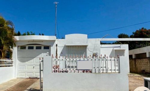 F 18 Usubal-Saturno, CANOVANAS, PR, 00729 | Card Image