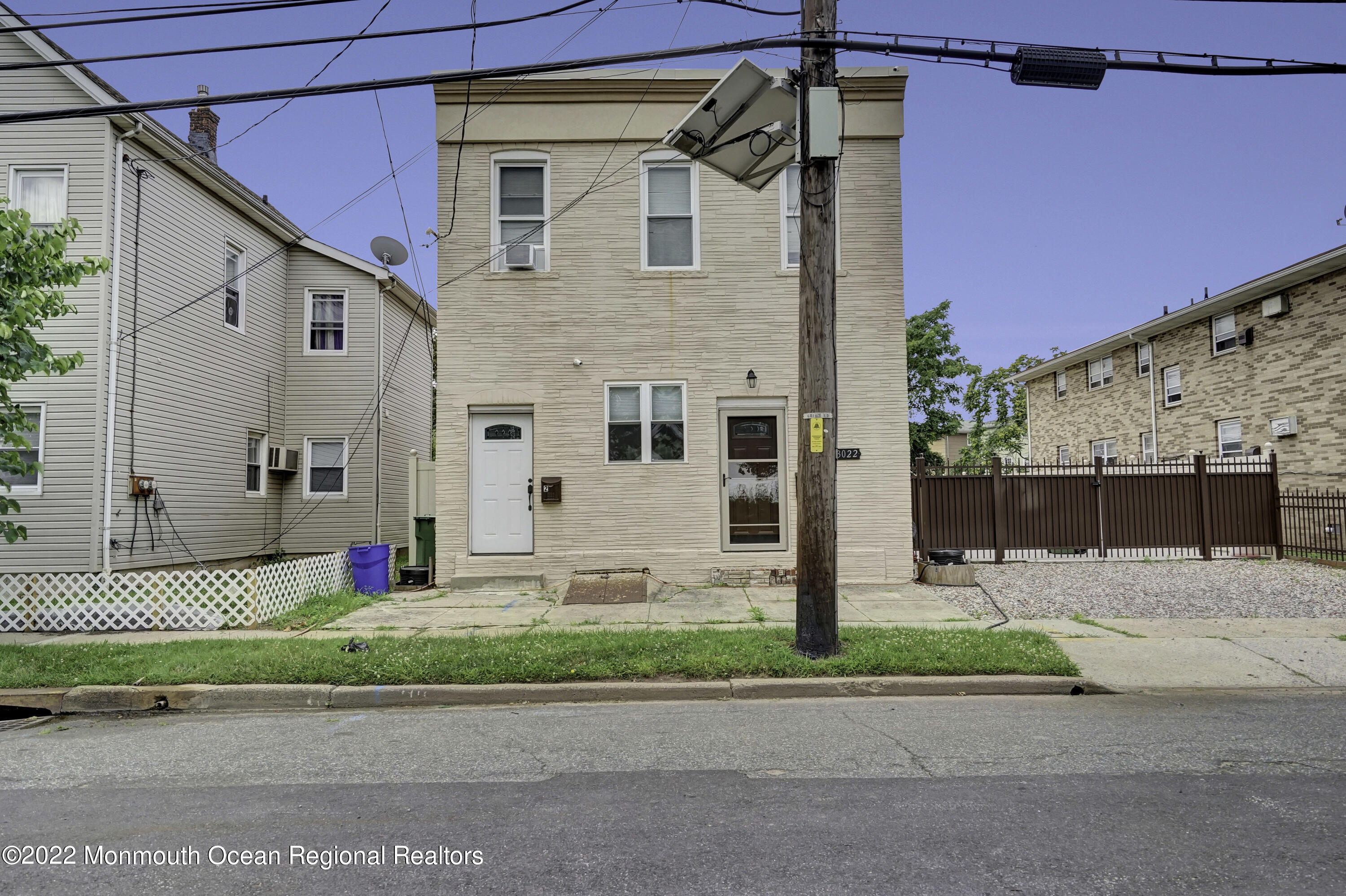 Residential Lease in Linden City 4