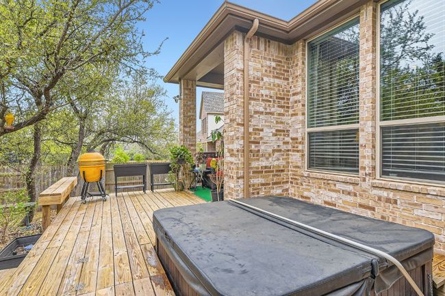 Deck with hottub | Image 30