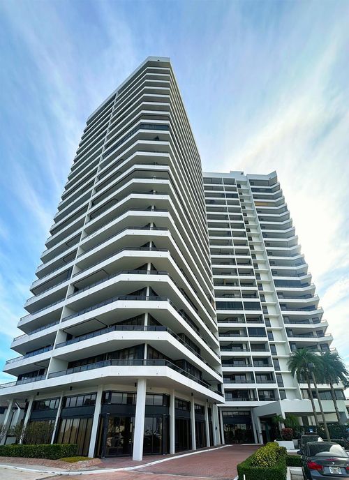 456-100 Lakeshore Dr, North Palm Beach, FL, 33408-3679 | Card Image
