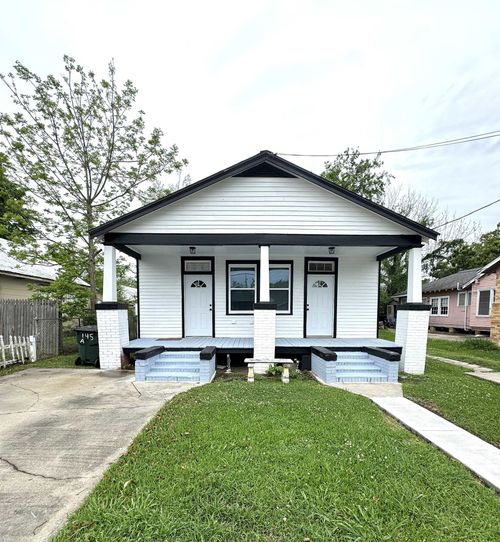 145 Cenac St, Houma, LA, 70364-3323 | Card Image