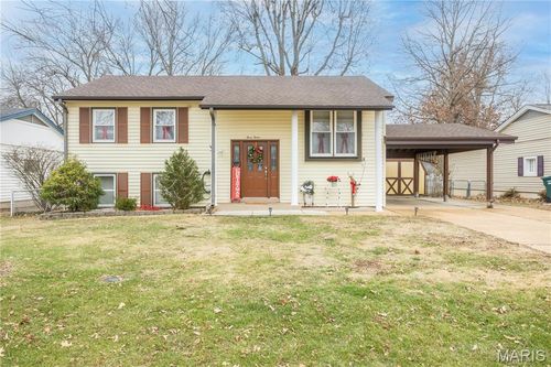312 Dart Ln, Fenton, MO, 63026-2811 | Card Image