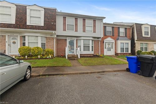 609 Hustings Court Ln, Virginia Beach, VA, 23452-2825 | Card Image
