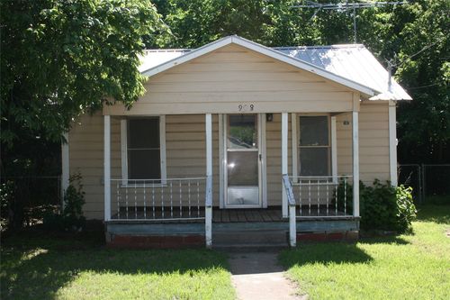 908 Franklin St, Weatherford, TX, 76086-2020 | Card Image