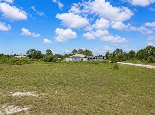 881 Christy St E, Lehigh Acres, FL, 33974 | Card Image