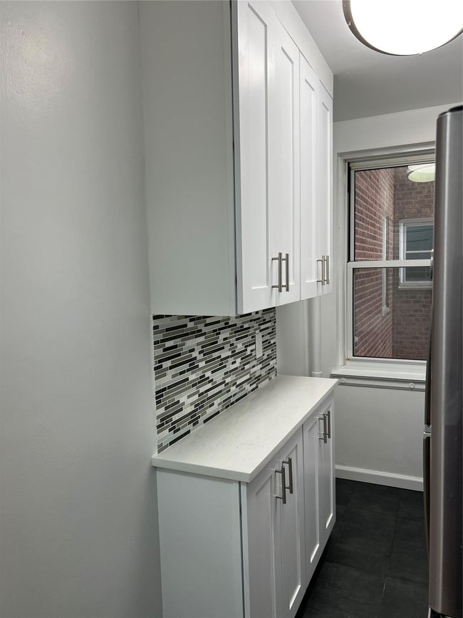 Other side | Image 7