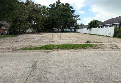 152 Dodge Ave, Jefferson, LA, 70121-3306 | Card Image