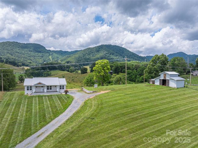 3355 Thickety Rd, House other with 3 bedrooms, 2 bathrooms and null parking in Clyde NC | Image 30