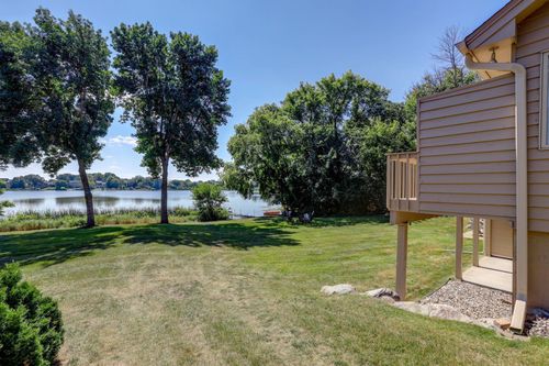 1624 Waterbury, Waconia, MN, 55387-1244 | Card Image