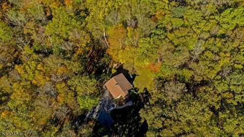 85 Mohican Rd, Blairstown, NJ, 07825-9690 | Card Image