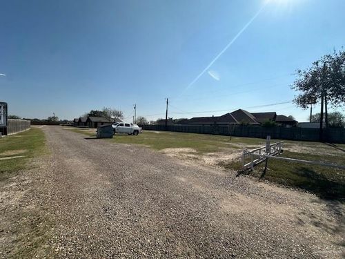 3901 N Raul Longoria Rd, San Juan, TX, 78589-5124 | Card Image